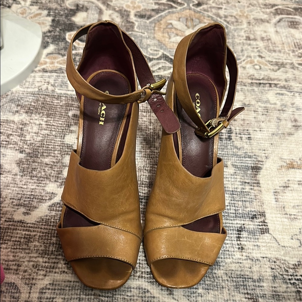 Coach Women's Tan Leather Sandals